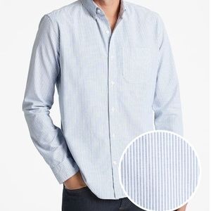 Gap | Men’s Oxford Shirt Blue and White